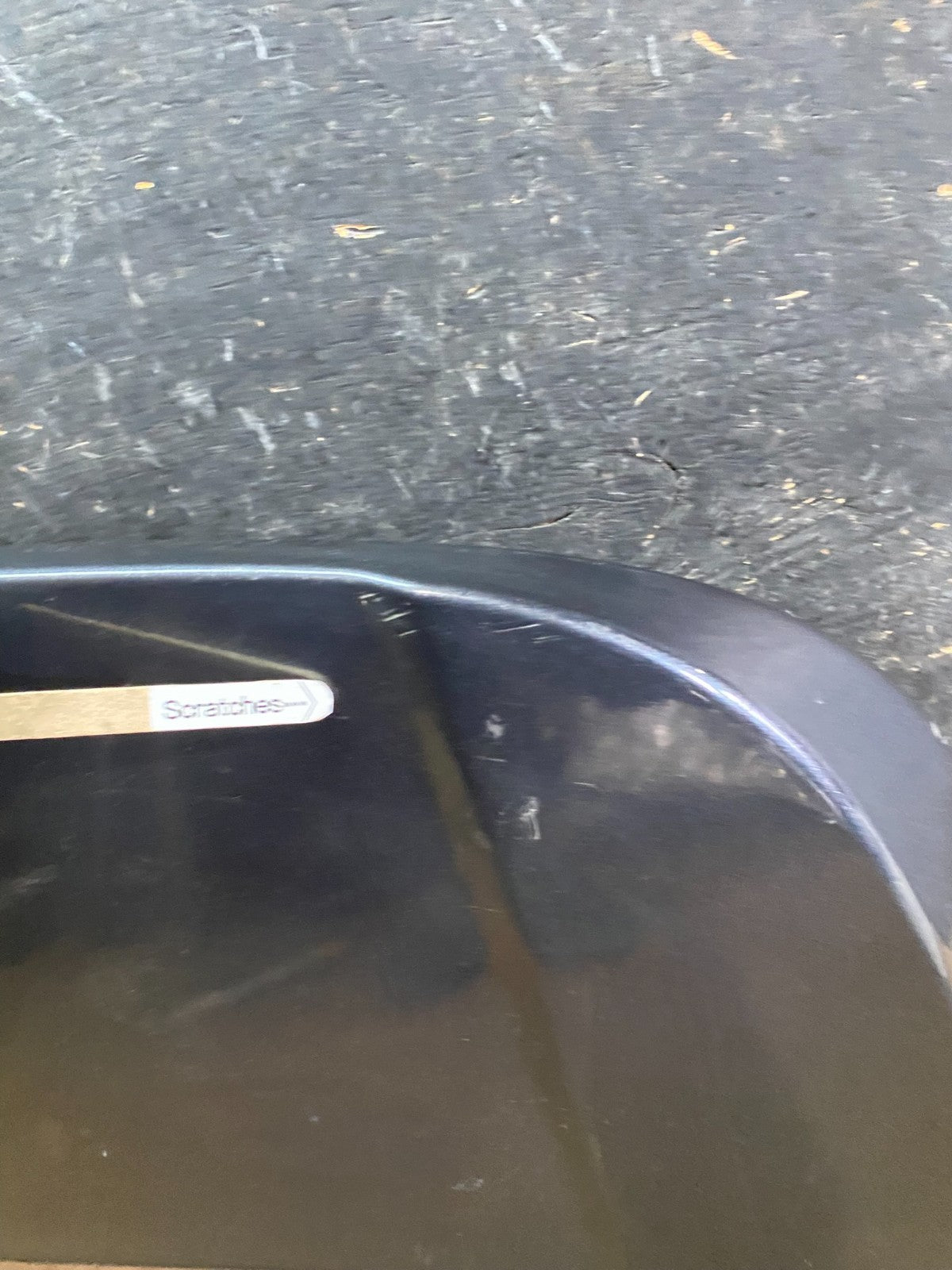 2014 - 2019 Jeep Grand Cherokee Liftgate Back Door Spoiler & Light OEM y9300 DG5