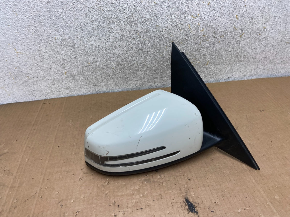 2010 to 2014 Mercedes C300 C-Class Right Passenger View Door Mirror AI8884 DW0