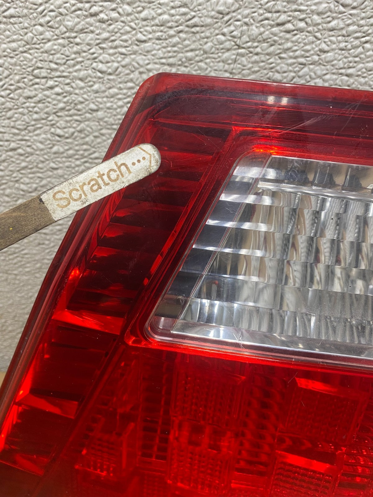 2005 2006 2007 Honda Odyssey Inner Right Passenger RH Tail Light V4411 DW3