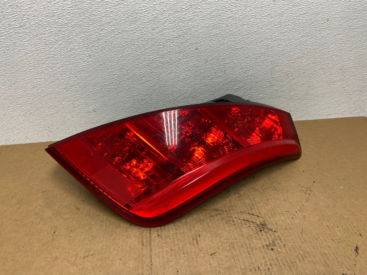 2003 2004 2005 Nissan Murano Right Passenger Rh Side Tail Light AC3032 LK0