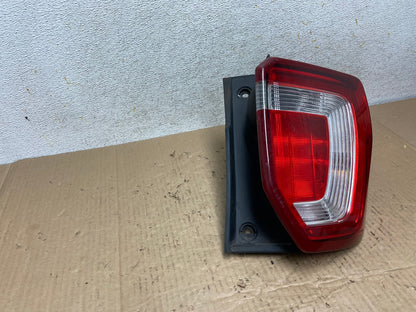 2016 -2019 Ford Explorer Right Passenger Side Rh Tail light AI1320 LK2