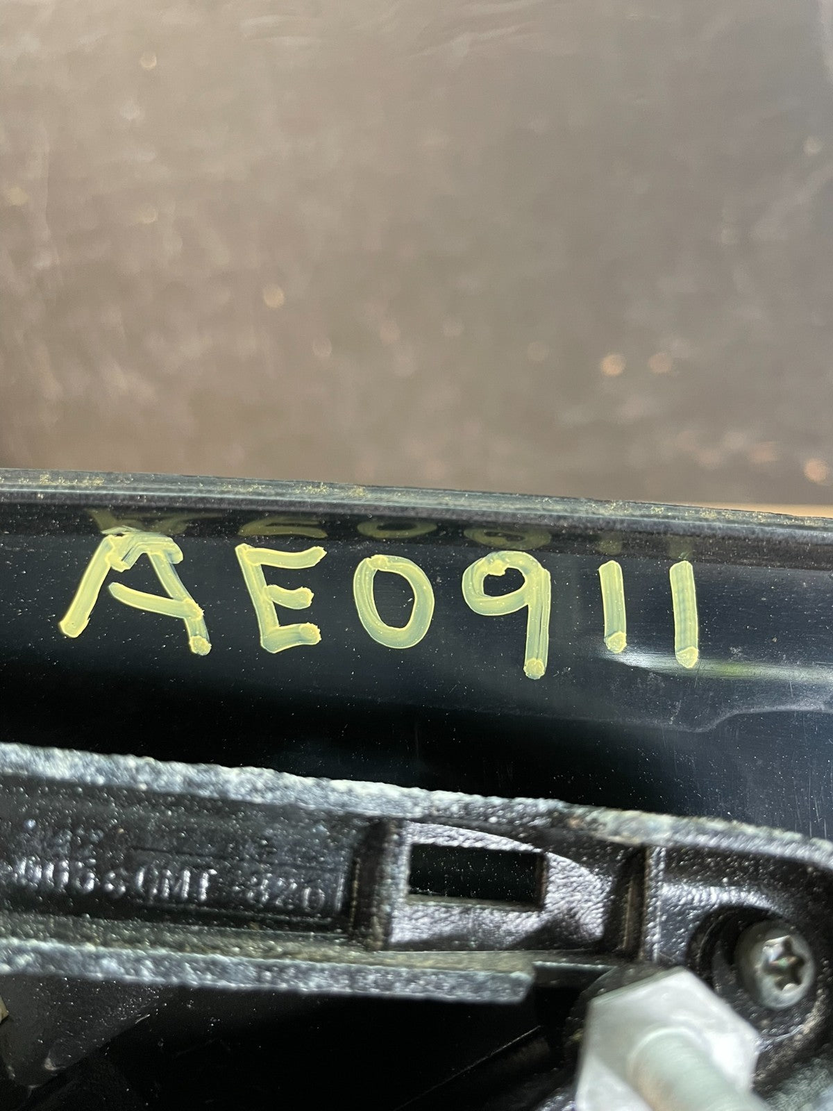 2003 to 2006 Gmc Yukon Right Passenger Turn Signal View Door Mirror AE0911 DG11