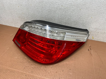 2008 2009 2010 BMW 5 525i 530i Right Passenger Rh Tail Side Light M1087 DW1