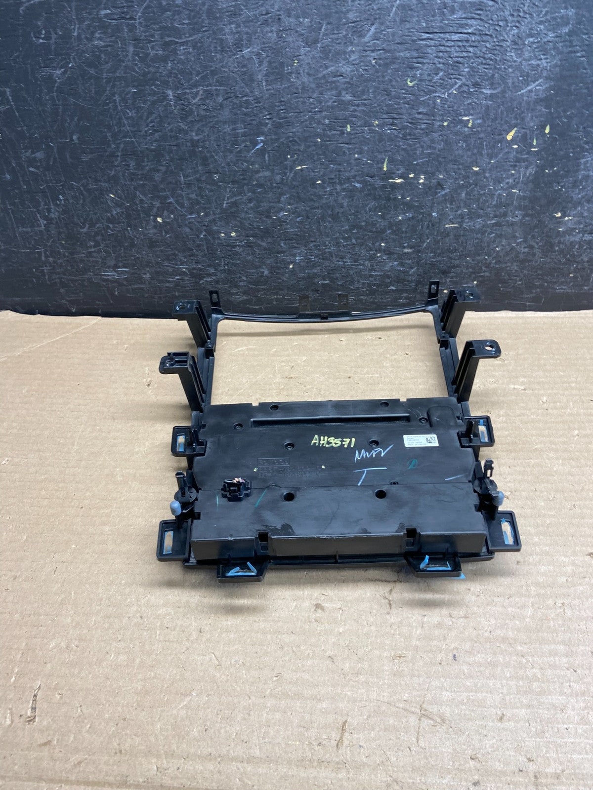 2011-2014 Ford Edge Heater Climate Control Sony Radio CD Control Dash AH3571 DG3