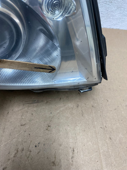 2006 to 2011 Cadillac DTS Right Passenger RH Side Xenon Hid Headlight AE61375