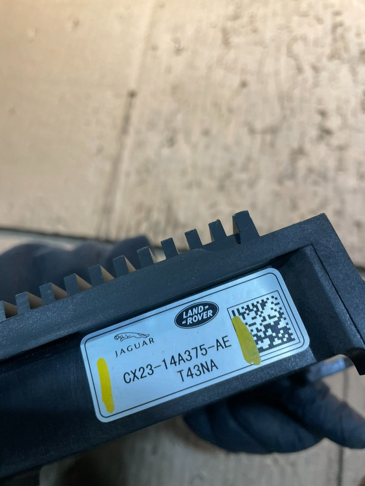 2013 2014 2015 Jaguar XF Battery Converter Control Module OEM w1430 DG3