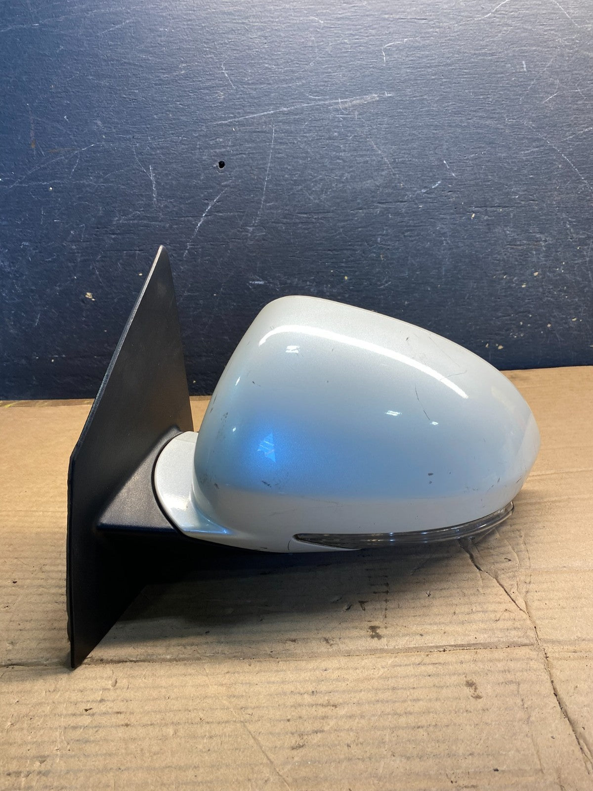 2008-2012 Buick Enclave Left Driver Heat Door Heated Mirror OEM AA5627 MS0
