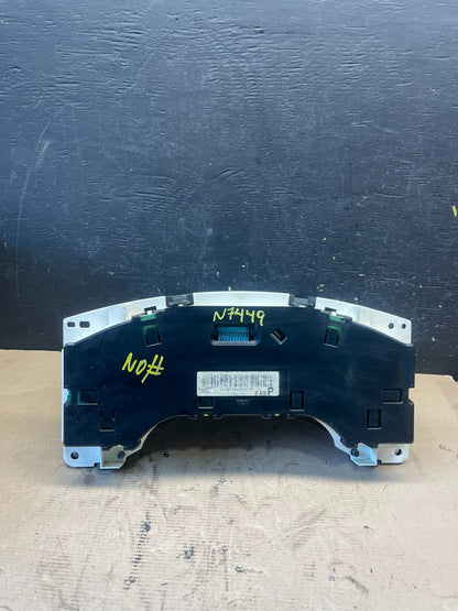 2004 to 2007 Chevrolet Express Speedometer Cluster Gauge n74494