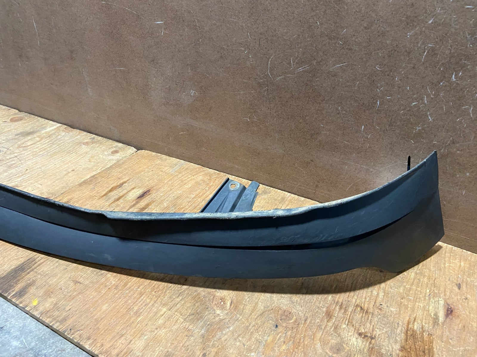 2013 to 2017 Chevrolet Traverse OEM Front Bumper Lower Valance 20983796 Z5803 PS2