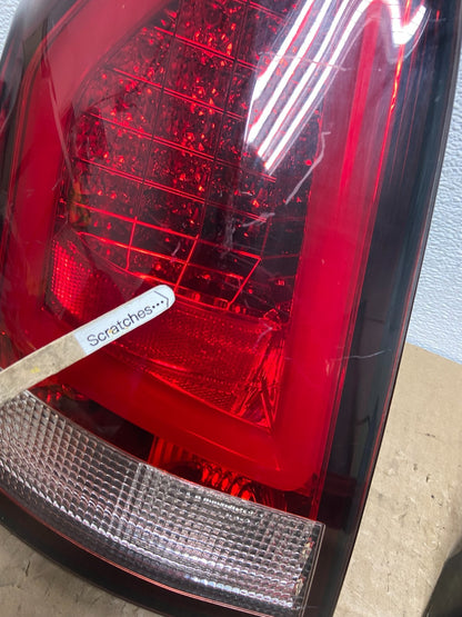 2005 - 2007 Chrysler 300 Left Driver Lh Side Tail Light AB8371 DG3