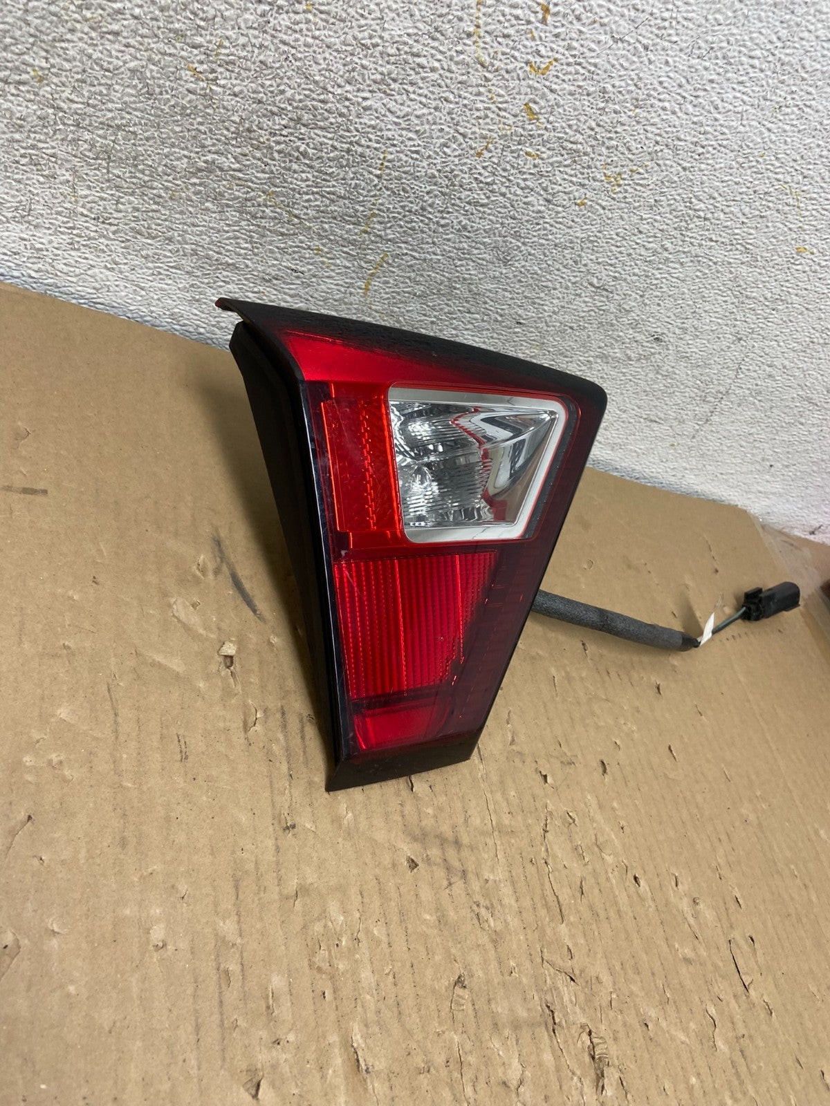 2011-2015 Ford Escape Left Driver LH Side Inner Tail Light AH2766 DG2