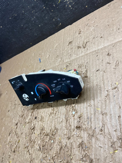 1997-2014 Ford Van Econoline E150 E250 Heater Climate Fan Control V7695 DG2