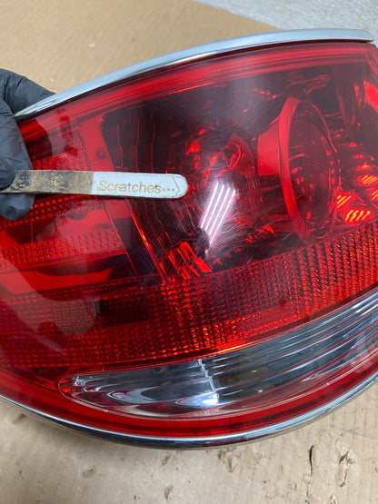 2005 - 2006 Lexus ES330 Left Driver LH Side Tail Light AI5515 DW3