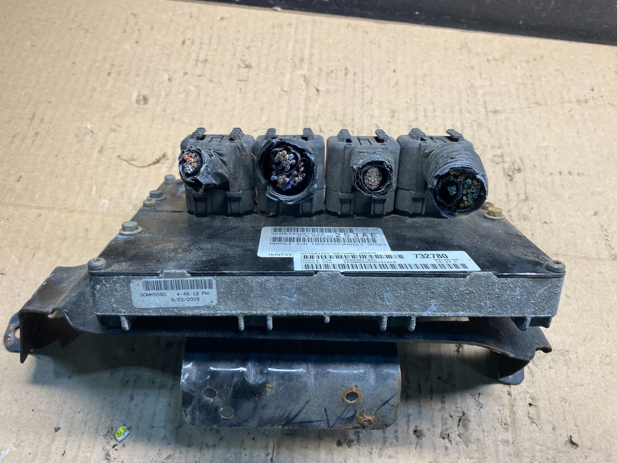 2010 Dodge Caravan Town & Country Engine Computer p68050410ac V2390 DG1