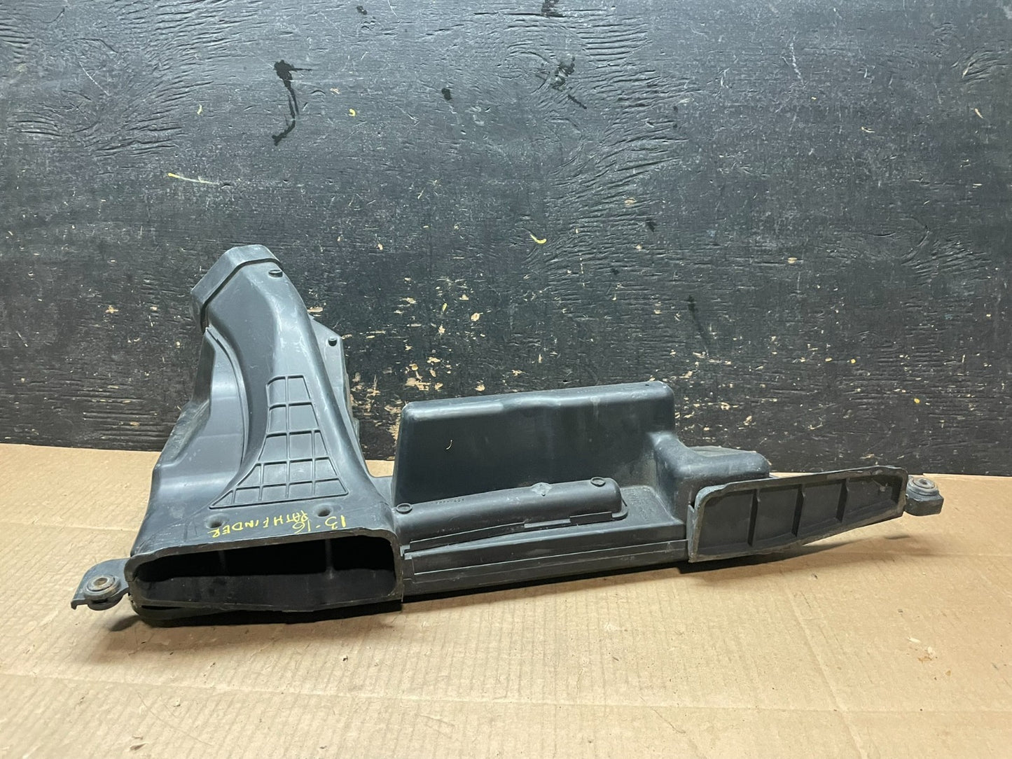 2013 to 2016 Nissan Pathfinder Upper Air Intake Duct Y1756 DG4