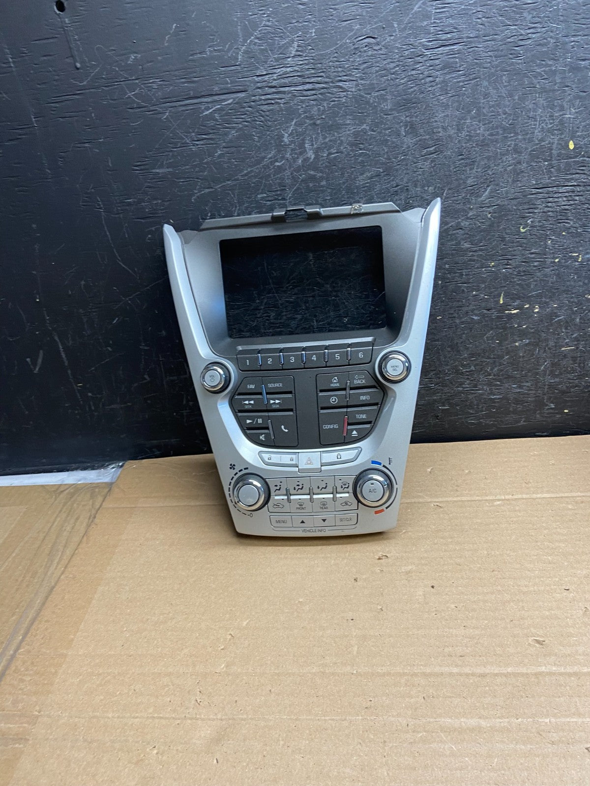 2012-2015 Chevy Equinox Terrain Radio Face Climate Control Panel Bezel ag5109 DG0