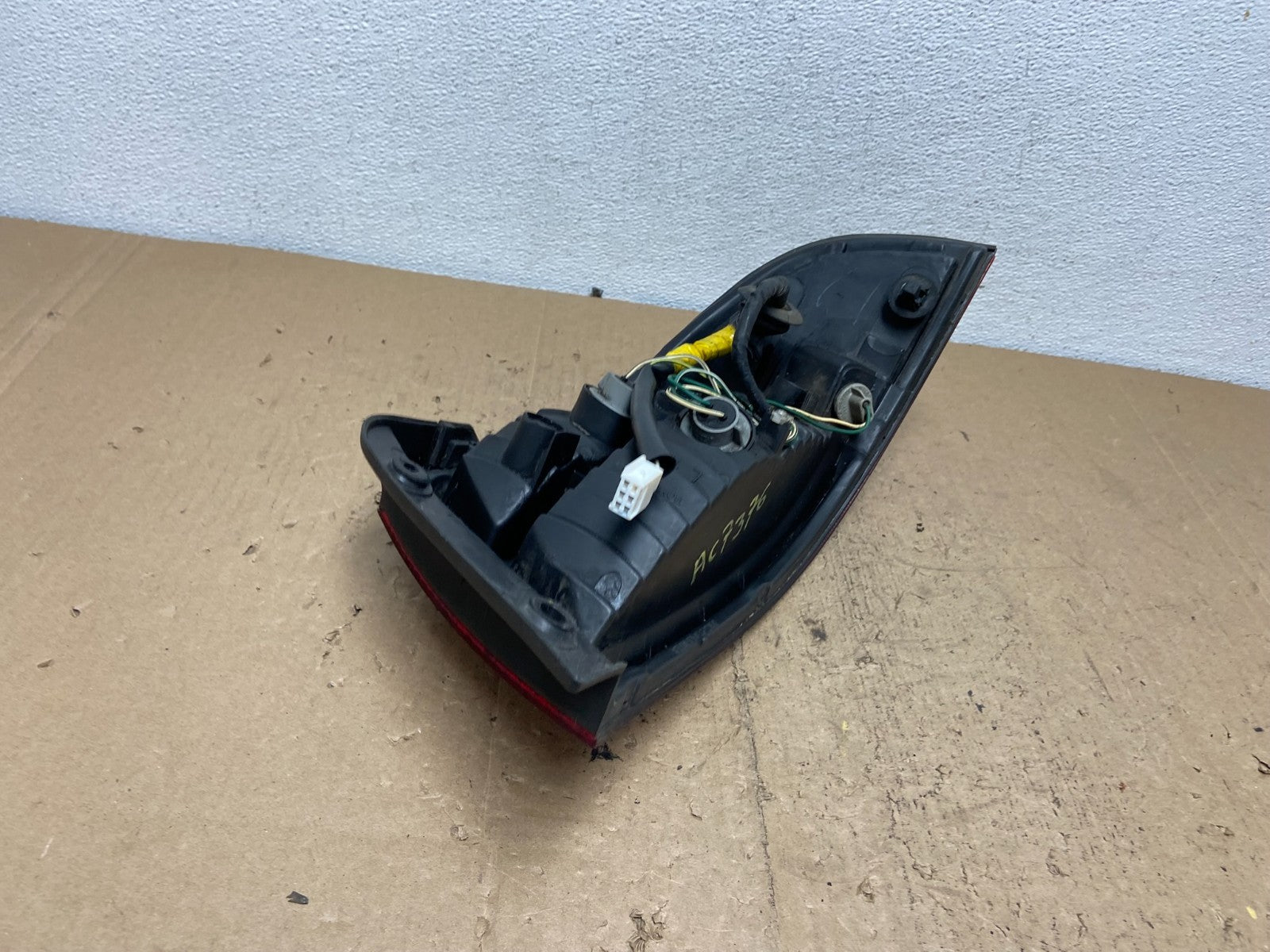 1998 1999 Toyota Avalon Left Driver Side Lh Tail Light AC7376 DW4
