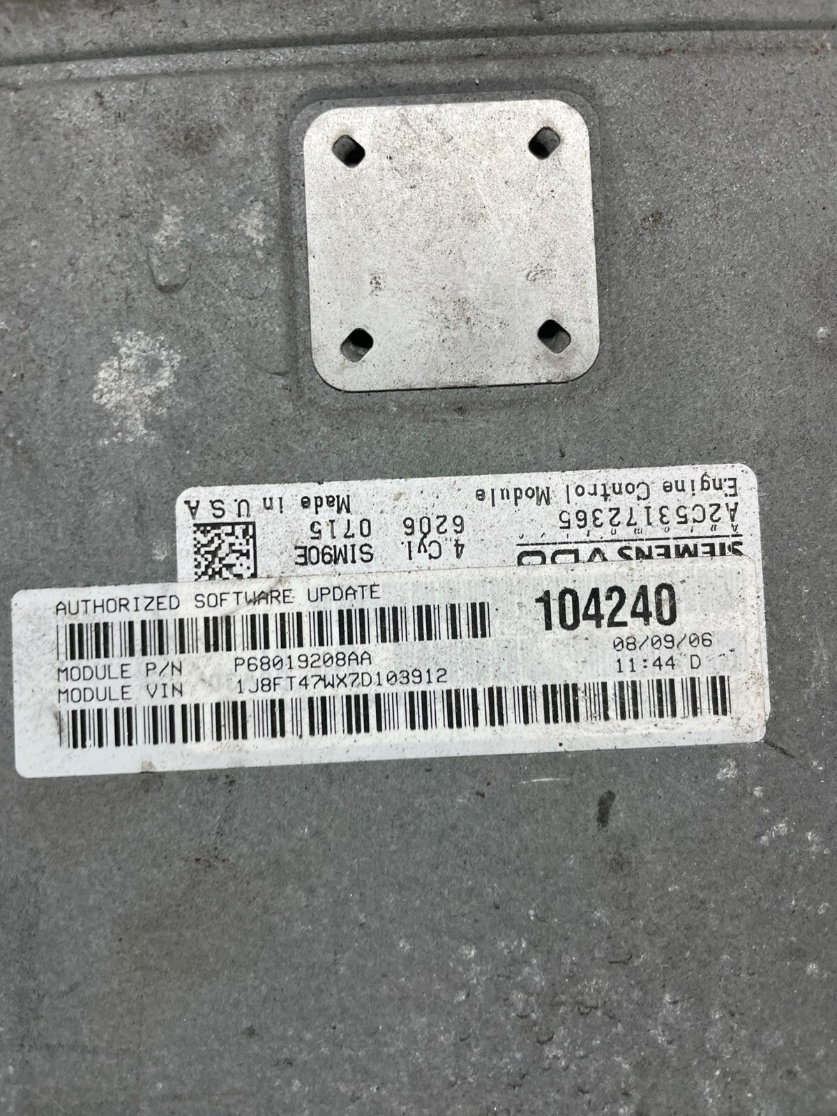 2007 Dodge Caliber Computer Brain Engine Control ECM p68019208aa G8350 PS3