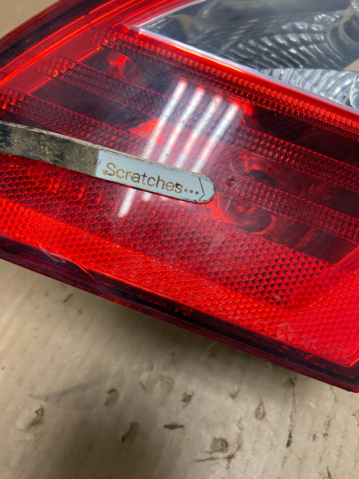 2007-2008 Chrysler Sebring Sedan Inner Right Passenger Tail Light AI5565 LK3