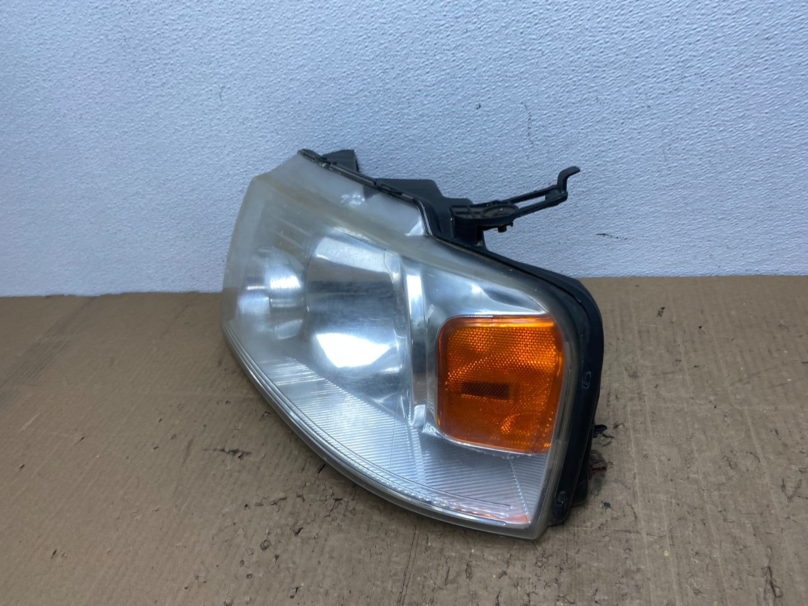 2004 to 2008 Ford F-150 F150 Left Driver LH Halogen Headlight TYC AB9910 DW1
