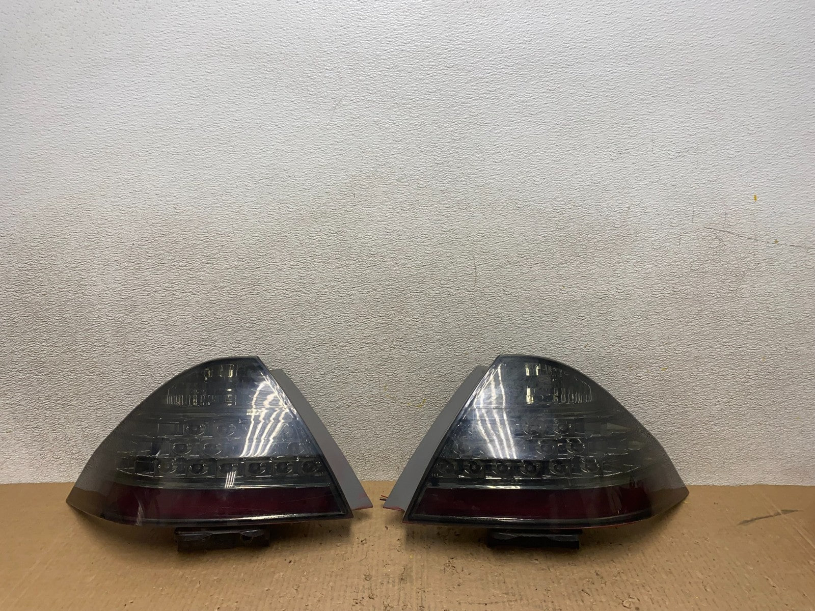 2006 - 2007 Honda Accord Left+Right Set LED Tail lights W5530 DW0