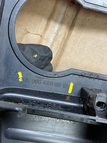 2007-2018 Mercedes Dodge Sprinter Center Console Radio Instrument Panel X5779 DG4