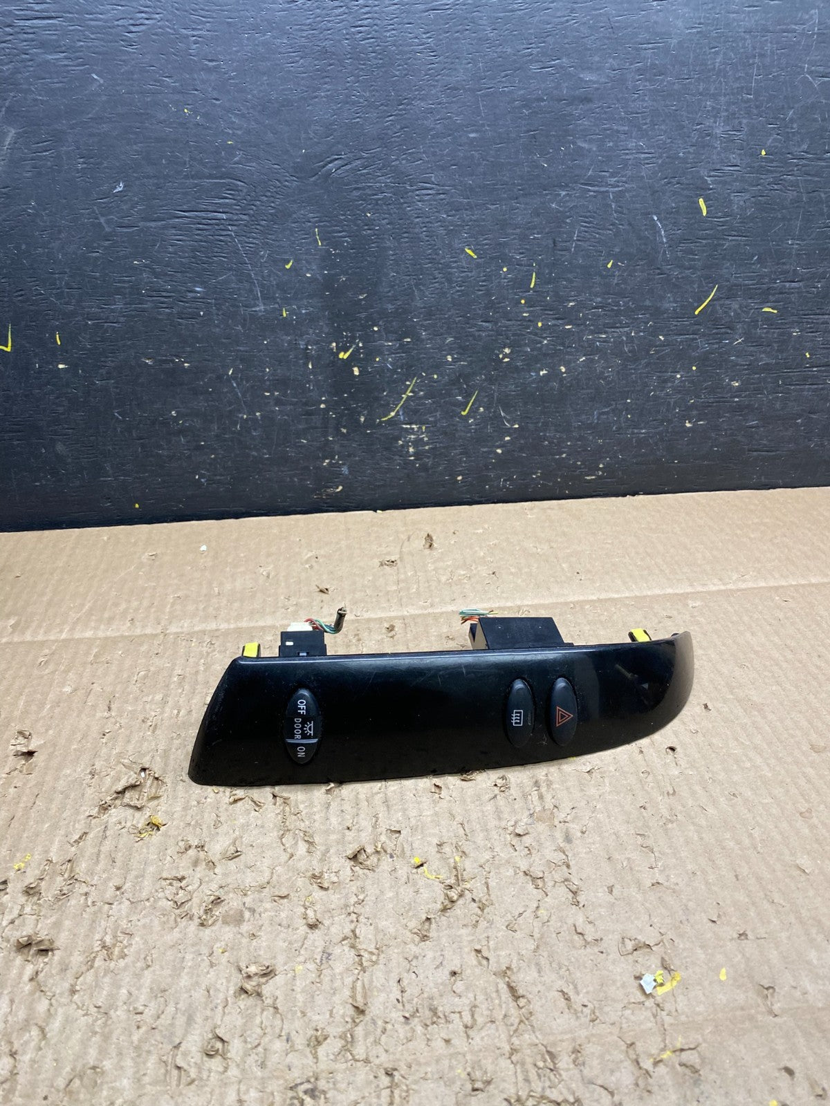 2004 to 2010 Toyota Sienna Right Side Radio Switches Bezel Trim OEM v1724 DG0