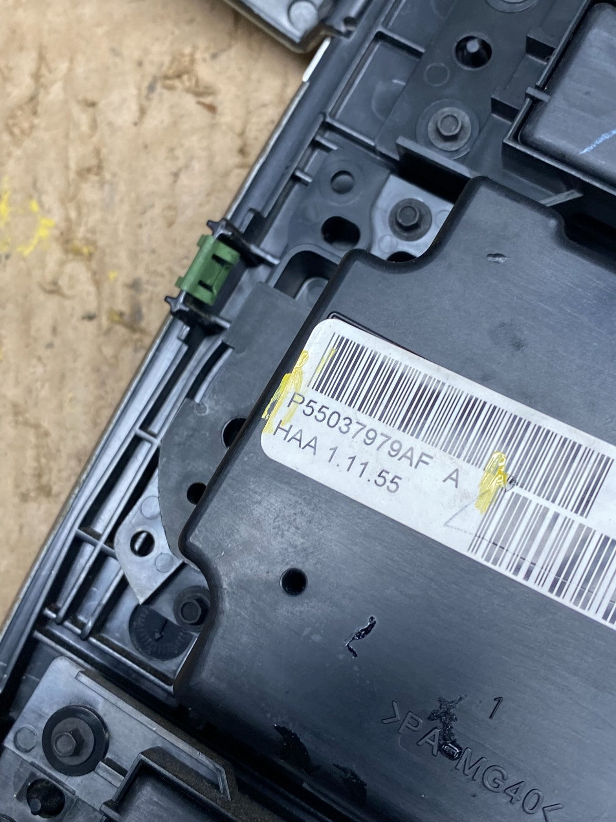 2008 to 2010 Jeep Grand Cherokee Center A/C Heater Climate Control T8543 DG5