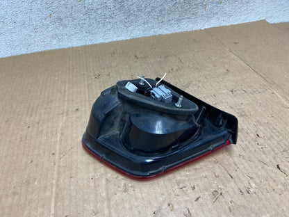 2009-2011 Volkswagen Tiguan Right Passenger Side Inner Tail Light AF4836 LK5
