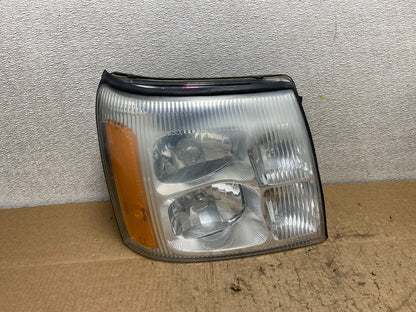 2002-2006 Cadillac Escalade Right Passenger Side Xenon HID Headlight Oem Z12440
