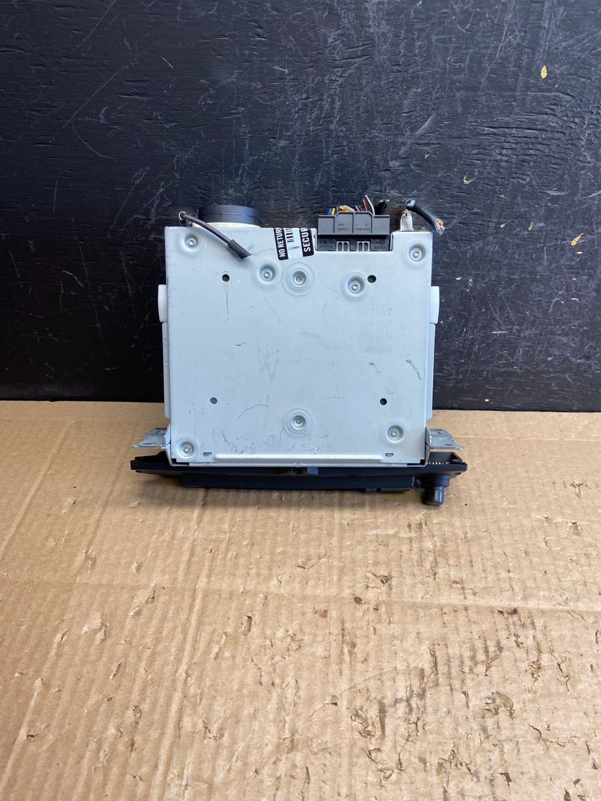 2004 - 2007 Bmw E60 525i 530i Radio DVD CD Player AM/FM AD1944 DG4