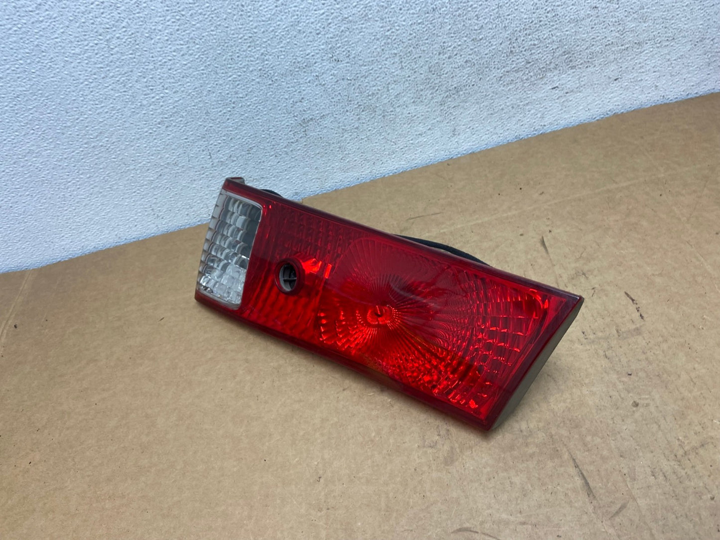 2000-2001 Toyota Camry Tail Light Right Passenger Rh Side Inner AD5460 LK1