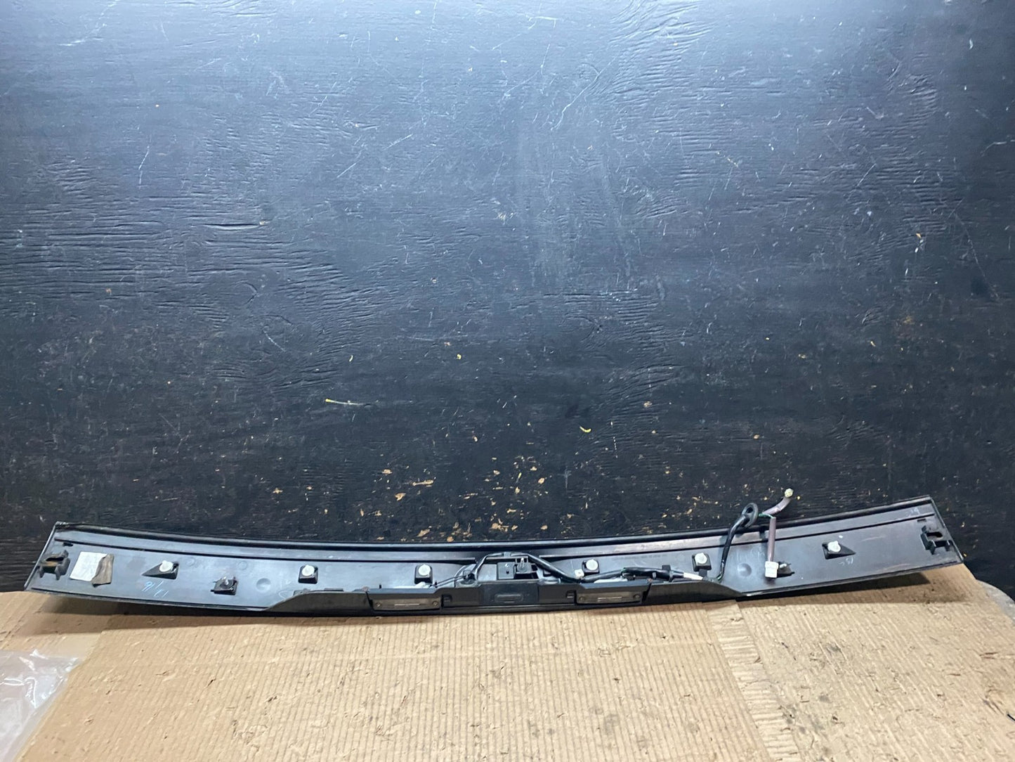 2009 - 2013 Subaru Forester  Liftgate Tailgate Trunk Trim Molding W6106 DG7
