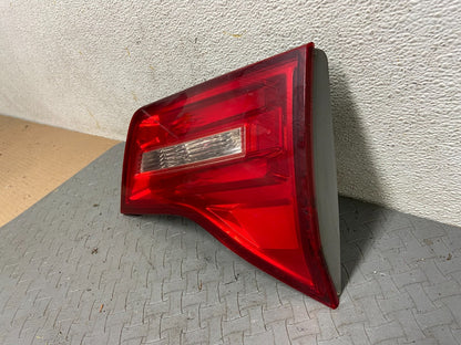 2007 2008 2009 Acura Mdx Right Passenger Rh Side Inner Tail Light Oem A6095 DG11