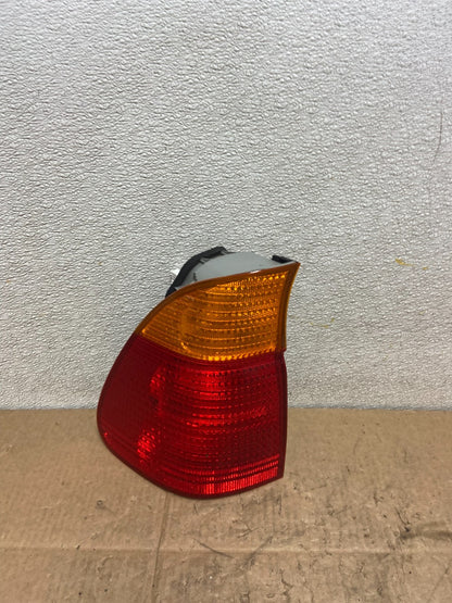 2000 2001 2002 2003 BMW E53 X5 Left Driver LH Tail Light Oem Y9179 DW0