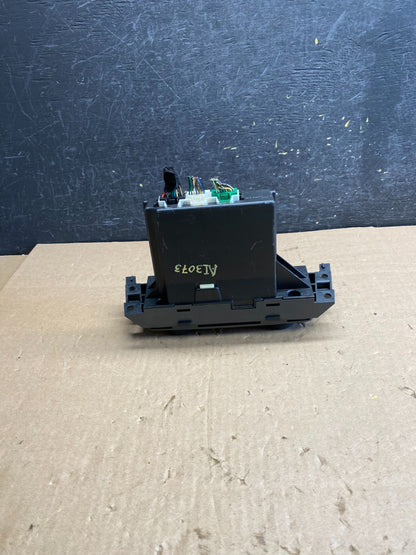 2006 to 2011 Cadillac DTS AC Heater Climate Control Panel ai3073 DG3
