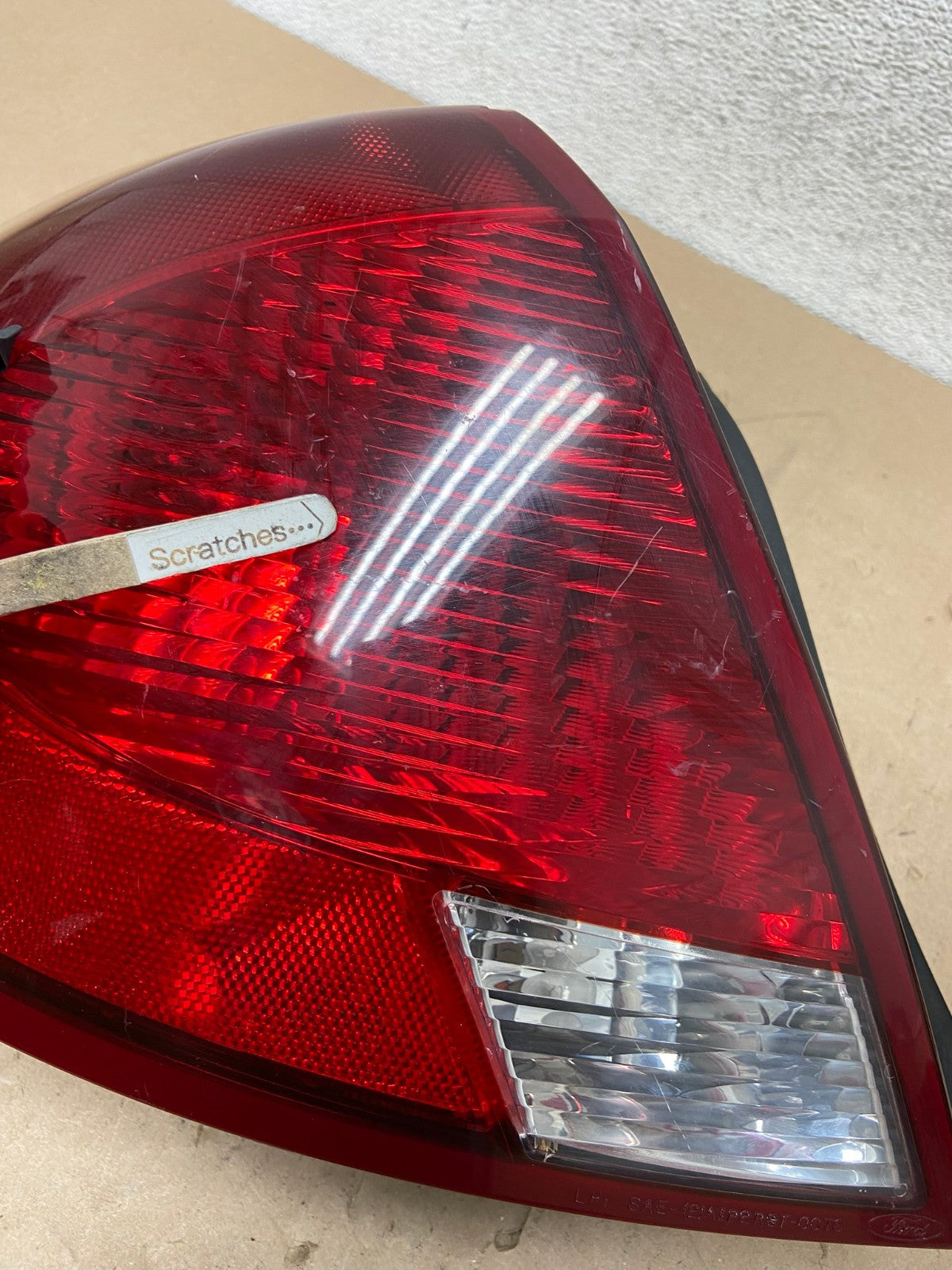 2000 2001 2002 2003 Ford Taurus Left Driver Side Lh Tail Light AG6768 LK3