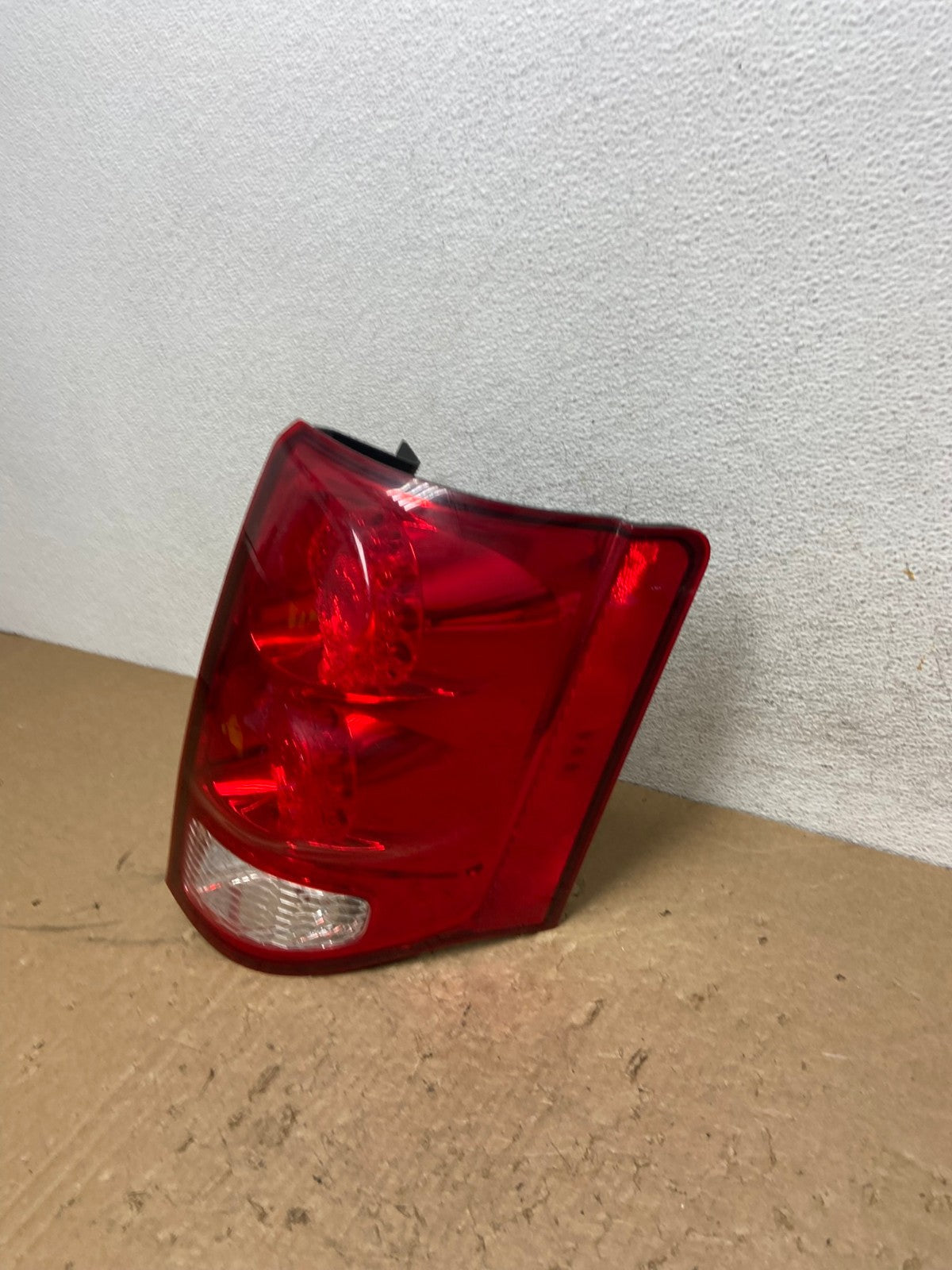 2011 - 2018 Dodge Grand Caravan Right Passenger RH Tail Light Led AG1380 LK1