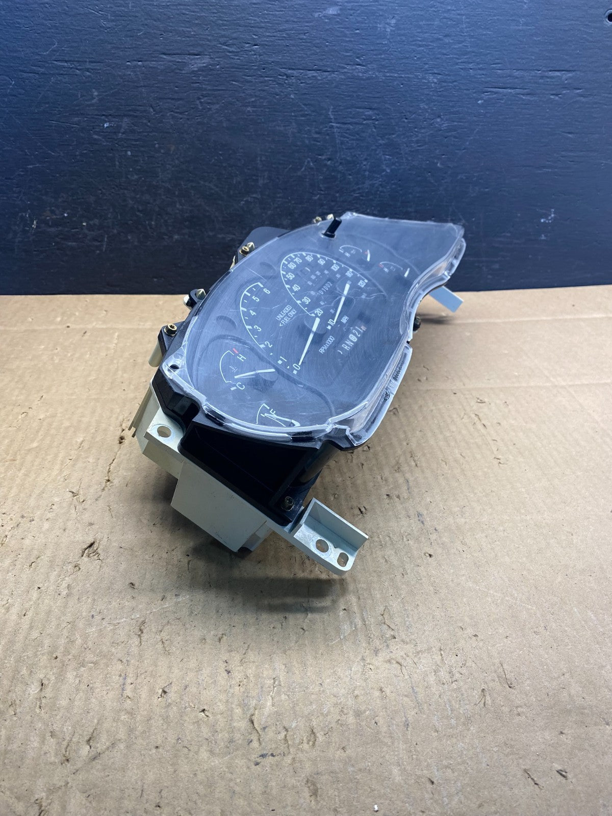 2001 2002 2003 Ford Explorer Speedometer Cluster Gauge AD1665 DG2