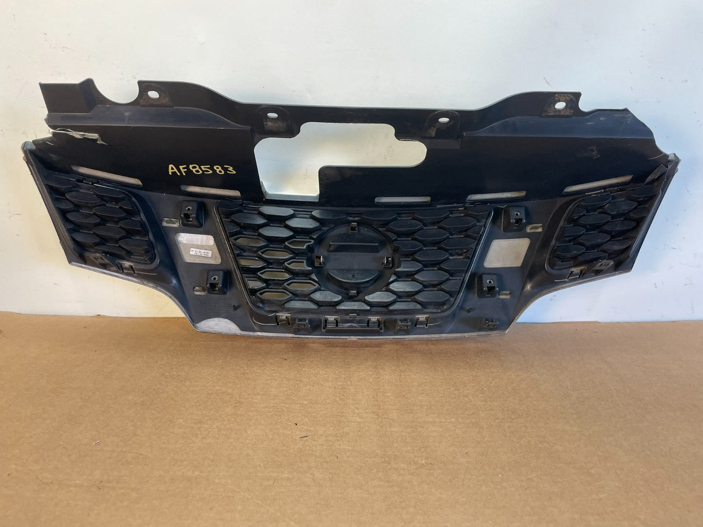 2013 to 2019 Nissan NV200 Front Upper Grill Grille AF8583 DG4