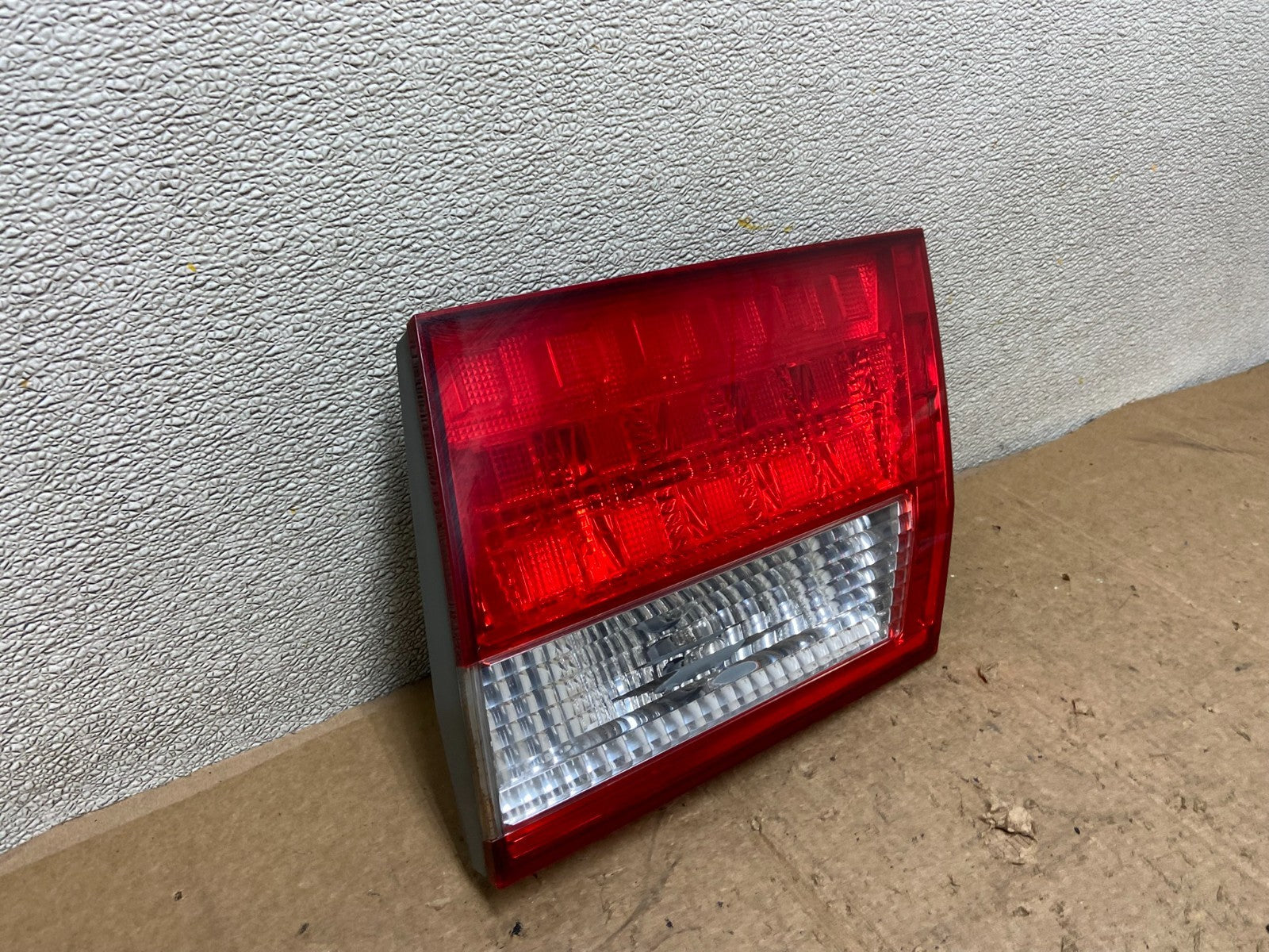 2005 2006 2007 Honda Odyssey Inner Right Passenger RH Tail Light AA5007 DW2