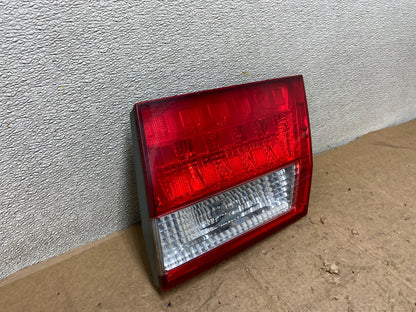 2005 2006 2007 Honda Odyssey Inner Right Passenger RH Tail Light AA5007 DW2