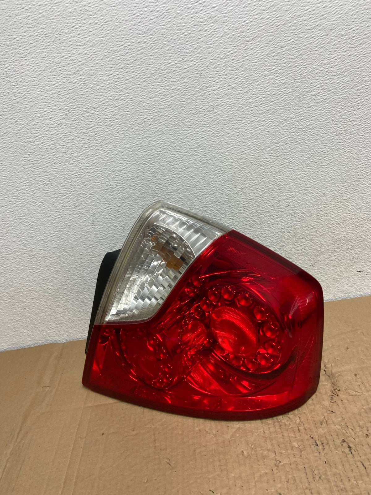 2006 2007 Infiniti M35 M35X M45 Right Passenger Side Tail Light Oem AC3940 LK0