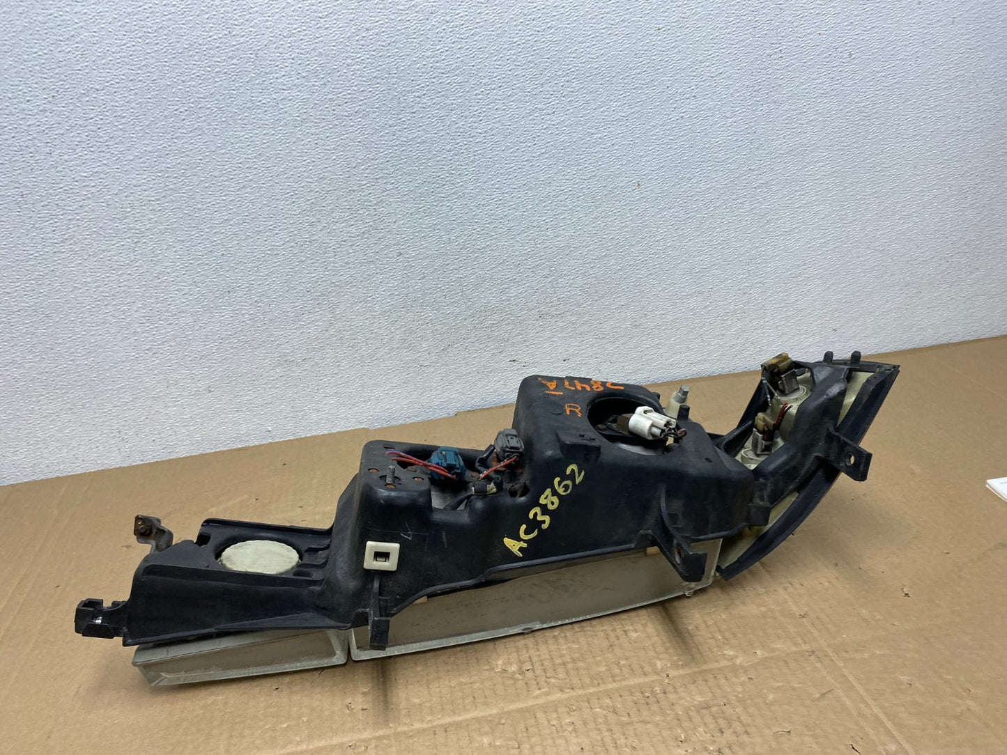 1990 to 1993 Acura Integra Right Passenger Side Headlight Halogen AC3862 DG7