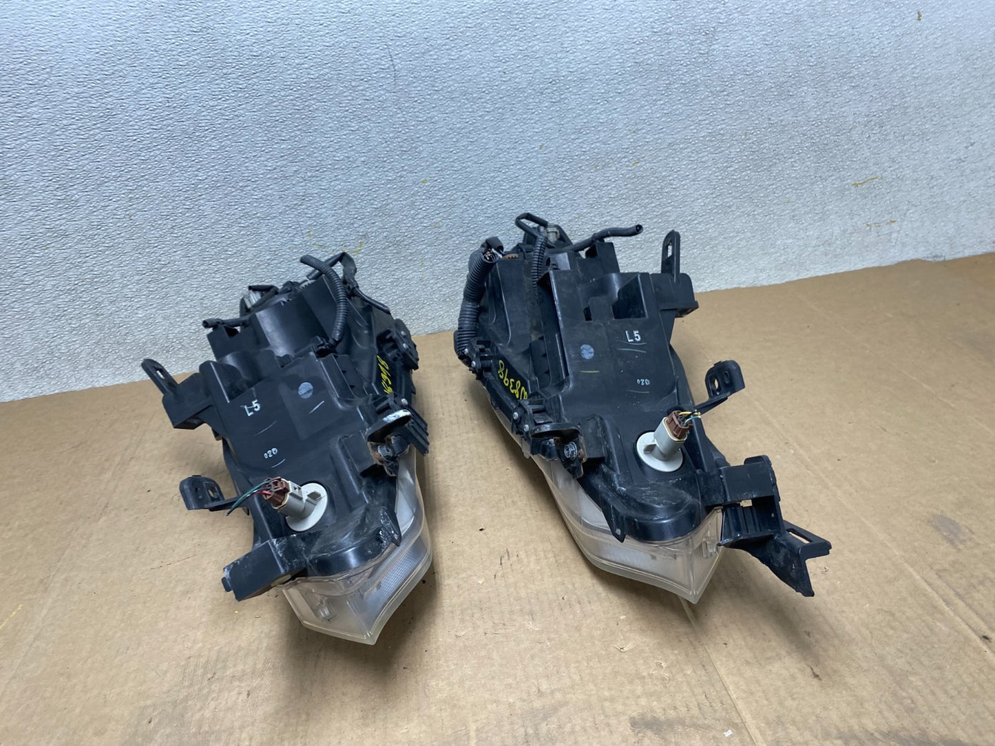 Halogen 2011 2012 2013 2014 Nissan Murano Headlights Left+Right W8398 DW12