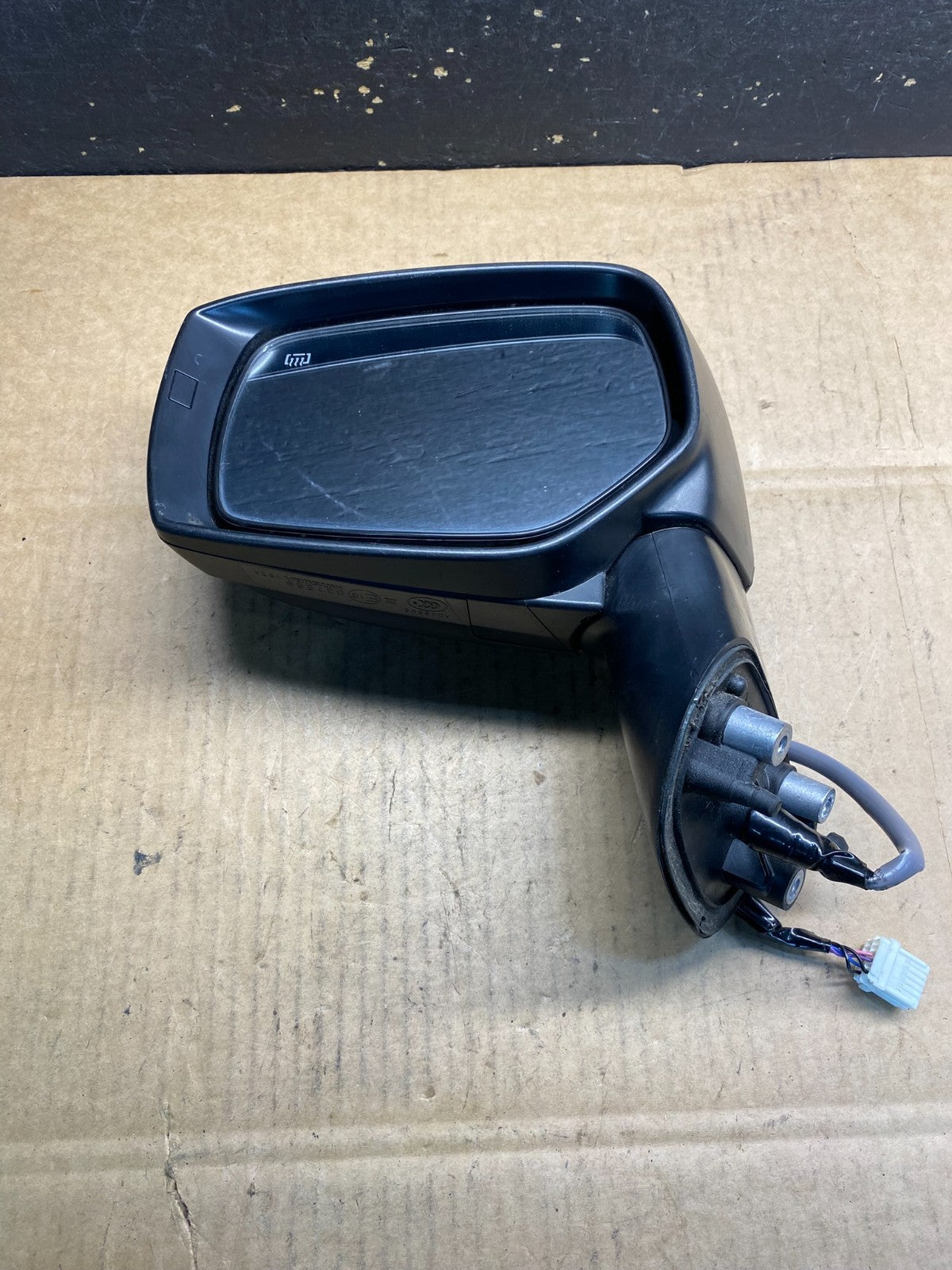 2012 to 2016 Subaru Impreza XV Crosstrek LH Left Driver View Mirror AB4027 MS9