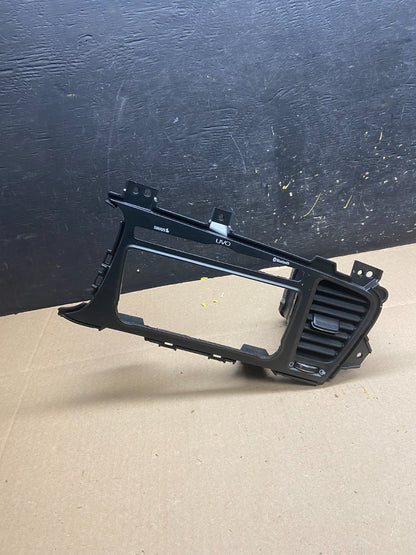 2011 2012 2013 Kia Optima Front Dash Radio Bezel Trim Air Vent T9130 DG0