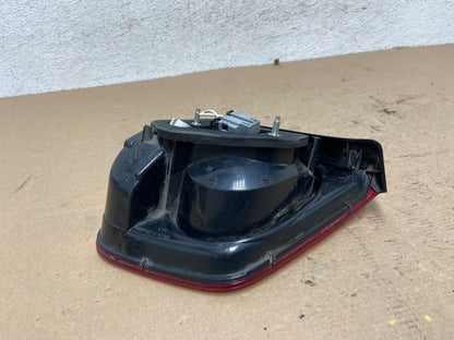 2009-2011 Volkswagen Tiguan Right Passenger Side Inner Tail Light AF4836 LK3