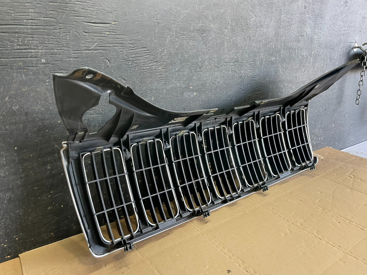 2005 2006 2007 Jeep Grand Cherokee Front Upper Grill Grille OEM aa8818 DG6