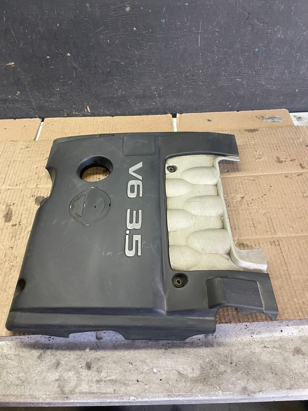 2004 to 2008 Nissan Maxima 3.5L Engine Motor Cover M2709 OEM DG3